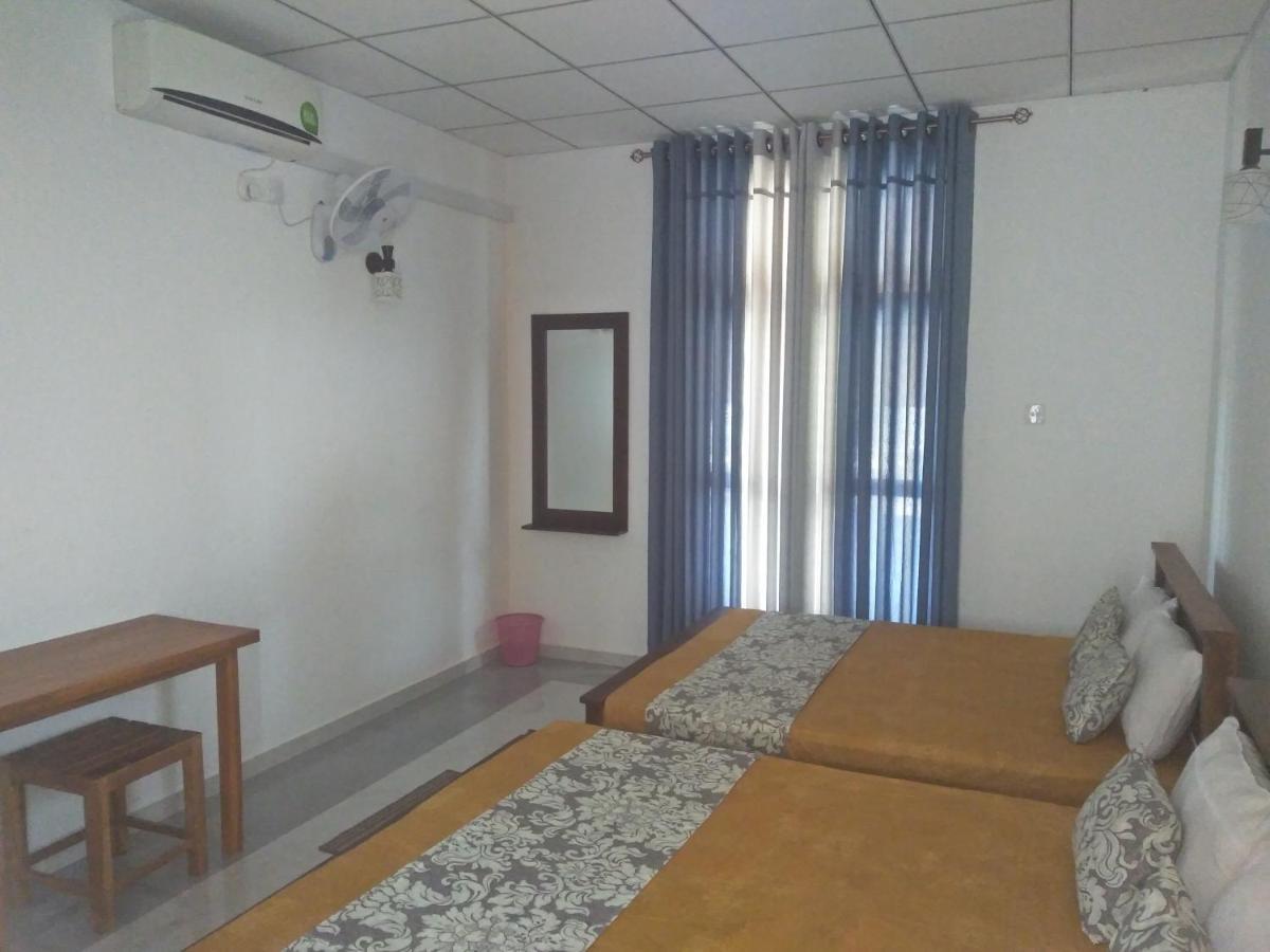 فندق Ehala Family Rest أنرادابورام المظهر الخارجي الصورة